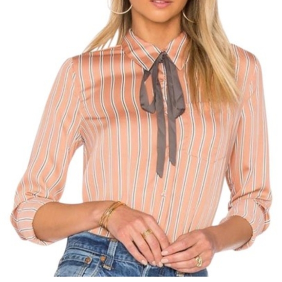 L'Academie Button Down Top - Picture 2 of 12